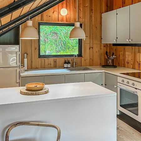 2 Bedroom Beautiful In