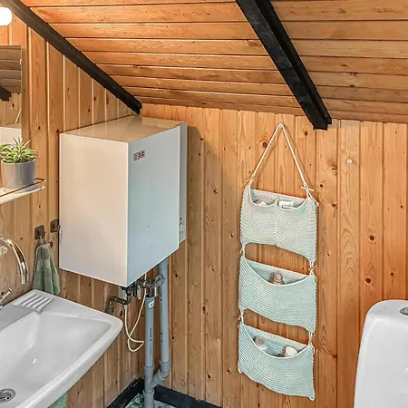 2 Bedroom Beautiful In *